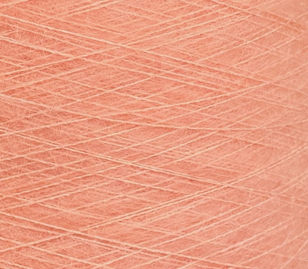 Manifattura Sesia Art. Vivienne 850 m / 100 g – Garn aus Kid Mohair und Maulbeerseide col. Pfirsich 5045